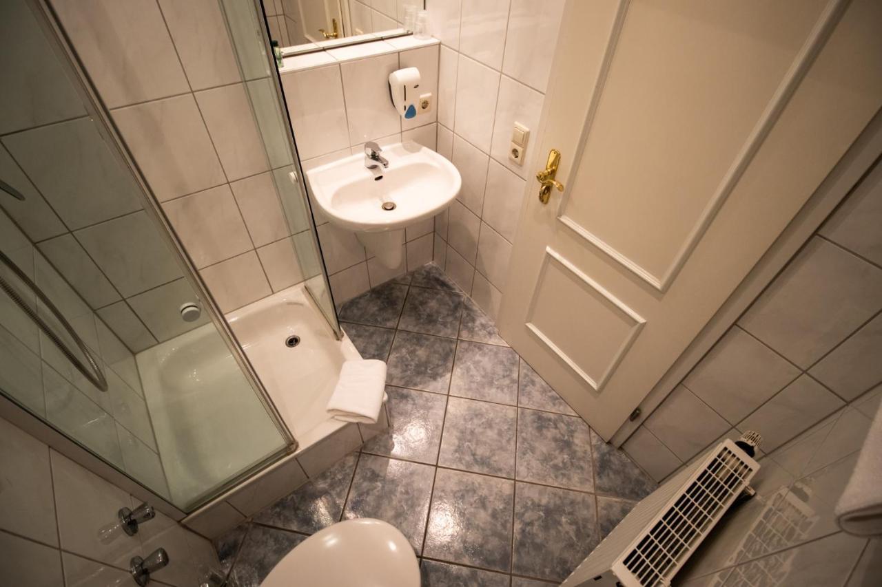 Hotel Gasthof Roessle Weingarten  Luaran gambar