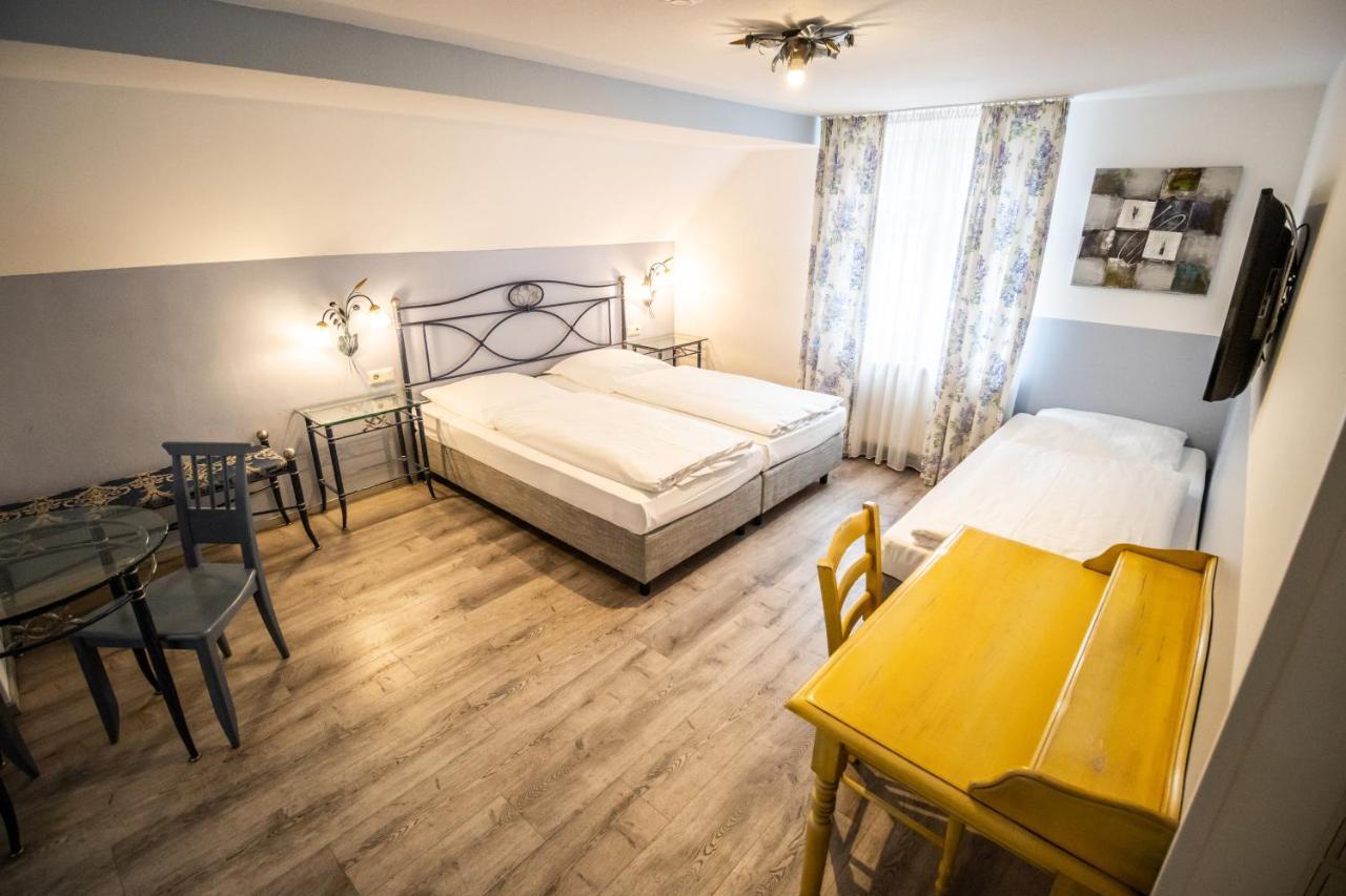Hotel Gasthof Roessle Weingarten  Luaran gambar